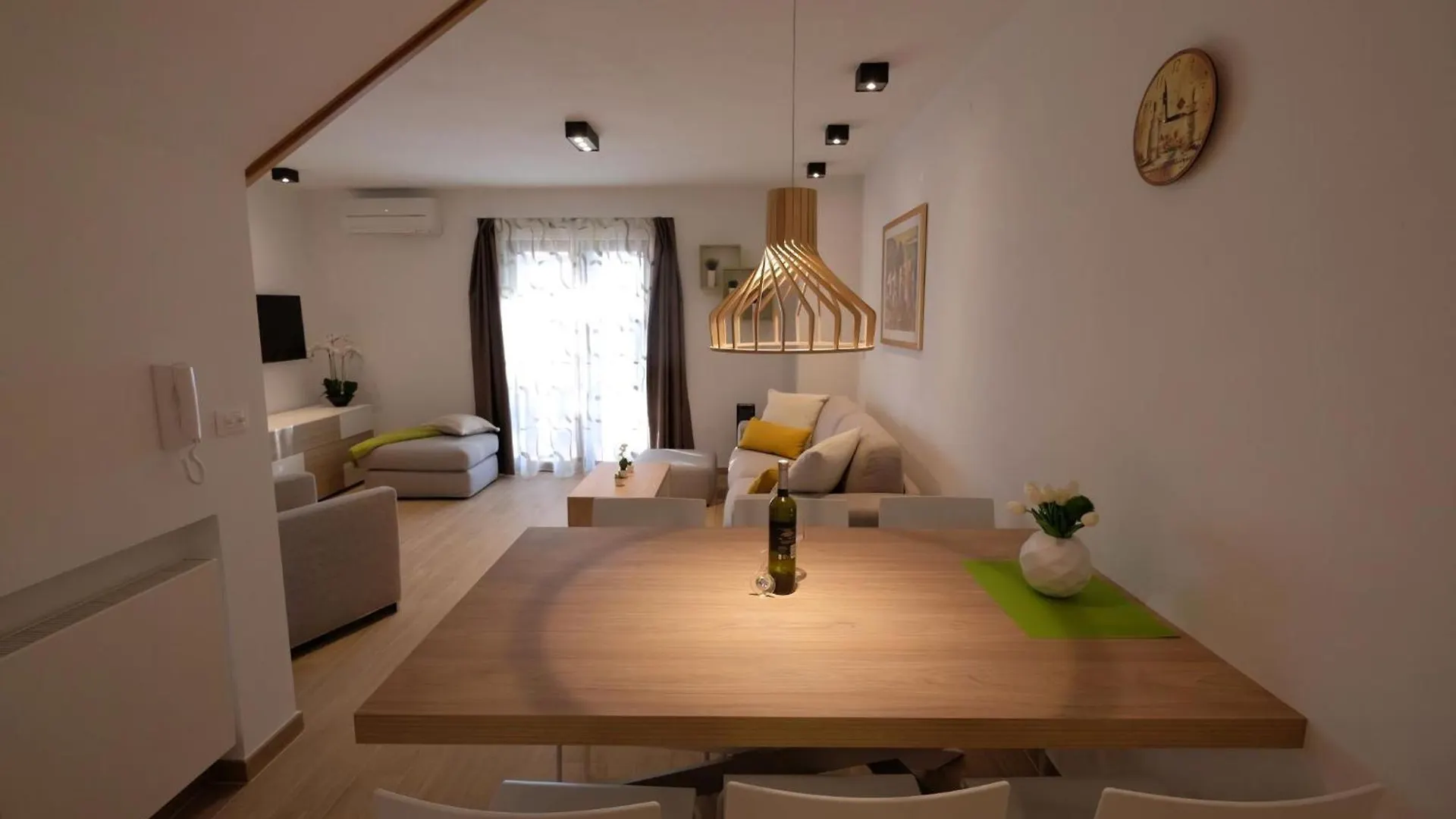 Nettes Ferienhaus In Pomer Mit Privatem Pool